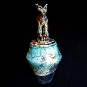 Cheetah Figurine Unique Urn | Modern Artistic Urn | Ceramic Urn for Ashes | Cremation Urn For Human Or Pet Ashes | Suitable For Human Or Pet