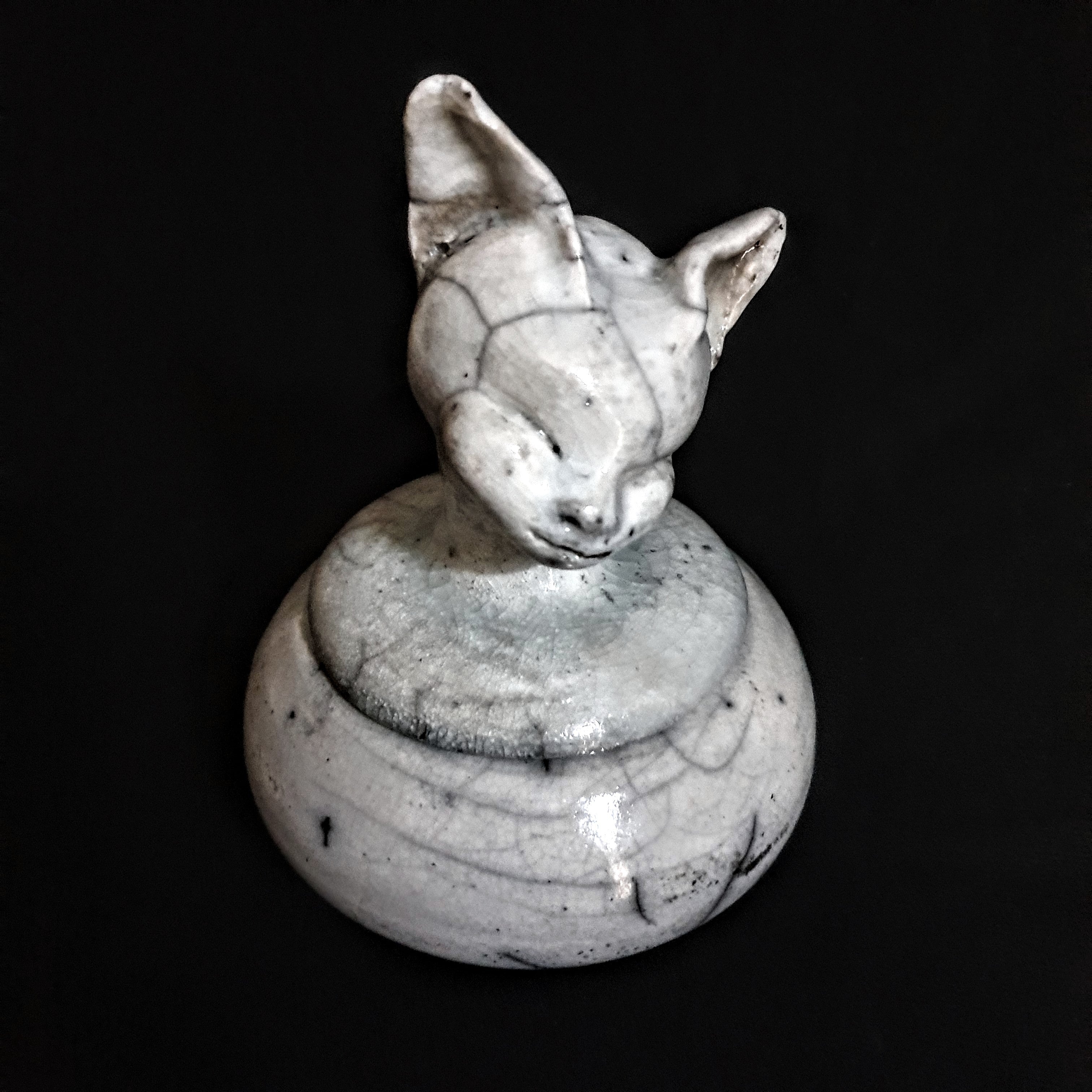 Cat Figurine Keepsake Pet Urn | Cremation Urn For Human Or Pet Ashes | Unique Urn for Cat | Urn for Ashes | Artistic urn | Wabi Sabi Urn